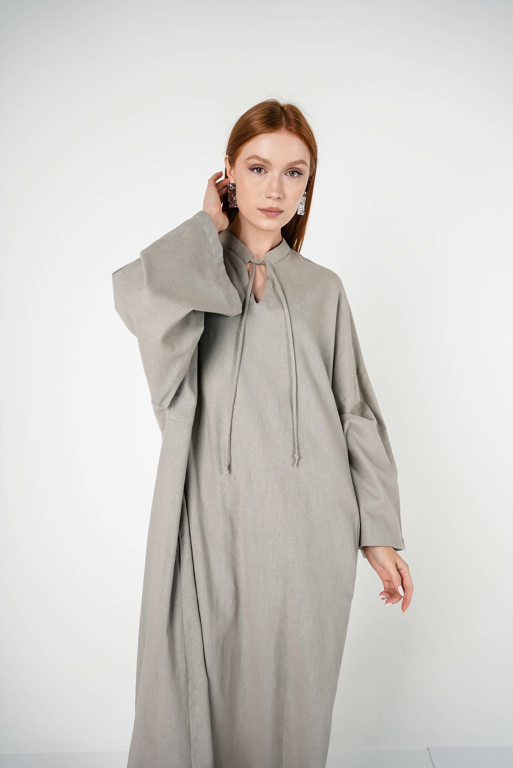 Oversized Nael linen robe