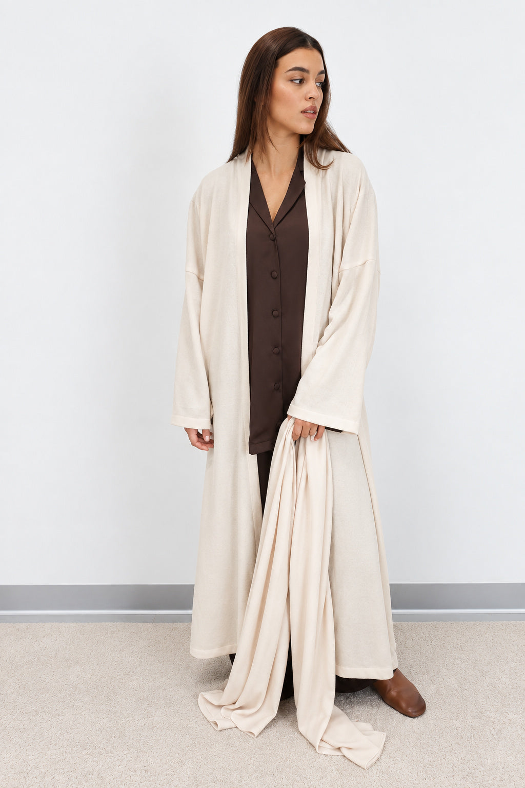 LYA Coat | Minimalist Elegance & Ultimate Comfort
